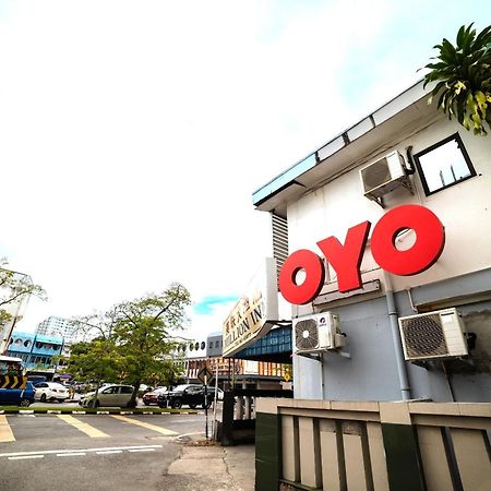 Oyo 90208 Milion Inn Мири Экстерьер фото